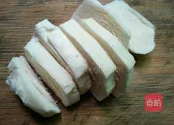 Illustration of how to make egg-flavored steamed buns 2