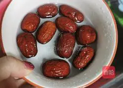 Tremella Pumpkin Lily Soup Recipe Illustration 3