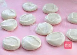 Illustration of how to make hot noodles and steamed spring cakes 4