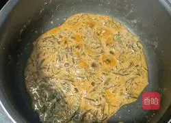 Illustration of how to make pearl milk tea 7