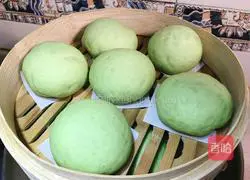 Illustration of how to make mulberry leaf steamed buns 14