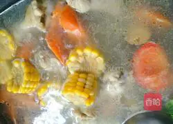 Corn, Carrot and Chicken Leg Soup Recipe Illustration 7