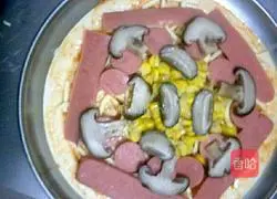Mushroom and ham pizza recipe 8