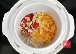 Papaya and Tremella Soup (Baby Complementary Food) Recipe Illustration 6