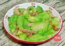 Illustration of how to make stir-fried pork with luffa 16