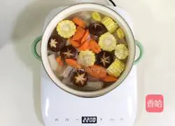 Carrot, corn, yam and pork ribs soup recipe 5