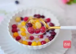 Illustration of how to make homemade fruit pearls 18