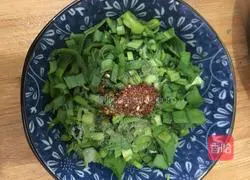 Cold salad Illustration of making garlic sprouts 3