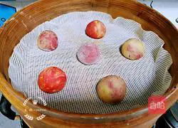 Illustration of how to make red marble sweet steamed buns 10