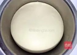 Illustration of how to make big meat buns 4