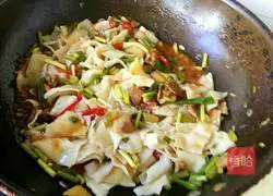 Illustration of how to make mutton fried noodles 12