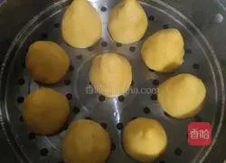 Illustration of how to make milk-flavored steamed buns 5 