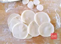 Illustration of how to make spinach and tofu dumplings 17