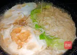 Grandma’s recipe for egg noodle soup Illustration 11