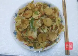 Illustration of how to make ham fried noodles 7