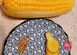 Wolfberry corn chicken soup Practice illustration 1