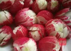 Illustration of how to make cherry radish salad 6