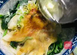 Illustration of how to make spicy noodles 6