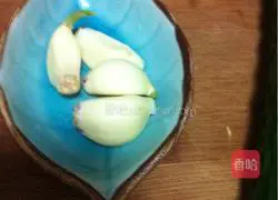 Illustration of how to fry shrimp balls in oil 3