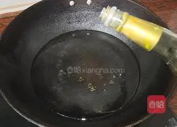 Illustration of how to make lean meat and wheat vegetable soup 7