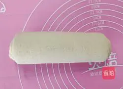 Illustration of how to cut steamed buns 11