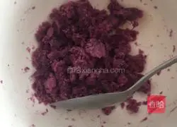 Illustration of how to make purple sweet potato as a weight loss snack 2