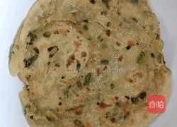 Illustration of how to make two-sided green onion pancake 6