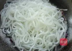 Illustration of how to cook QQ noodles 8
