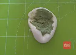 Illustration of how to make meat brown buns 8