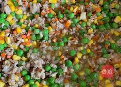 Illustration of how to make siomai 3