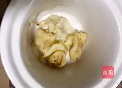 Fish maw snow swallow stew Illustration of how to make sea coconut 4