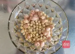 Illustration of how to make peanut thick soy milk 2