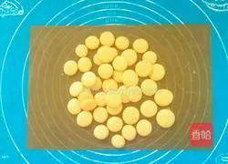 Illustration of how to make egg yolk biscuits (baby snacks) 9