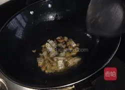 Illustration of how to make mung bean noodle soup 6