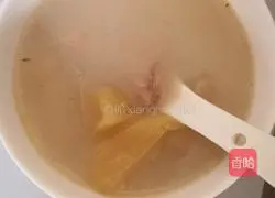 Illustration of how to make raw fish, snow pear and apple soup 3