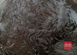 Illustration of how to make cold fern root powder 1