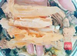 Illustration of how to make Fish Maw, Matsutake, Monkey Mushroom, Tremella and Double Apricot Old Hen Soup 6