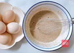 Illustration of how to make soba noodle and egg salty cake 4