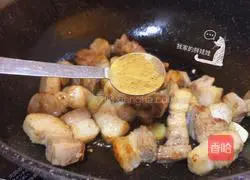 Illustration of how to cook pork with spring bamboo shoots 8