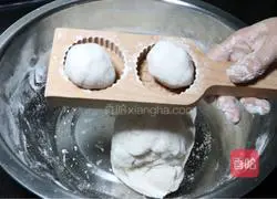 Illustration of how to make handmade rice cake 5