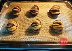 Pumpkin Cocoa Flower Steamed Buns Recipe Illustration 14