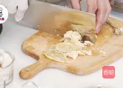 Illustration of the lazy version of Jiading white chopped chicken 4