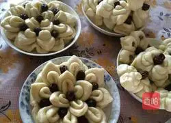 Lotus date cake recipe illustration 6