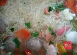 Illustration of how to make birthday noodles 5