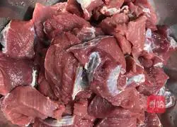 Illustration of how to make spicy beef jerky 1