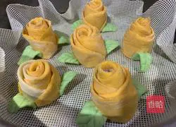 Illustration of how to make colorful rose steamed buns 13