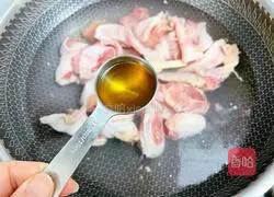 Illustration of how to make fried chicken nuggets with sauce 4