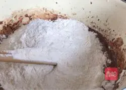 Illustration of how to make walnut steamed buns 3