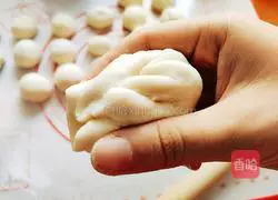 Illustration of how to make beef brisket and wheat ear-shaped buns 17