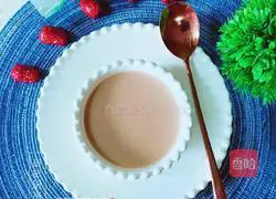 Illustration of how to make walnut, peanut and red date dew 7